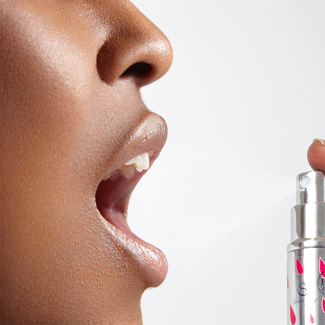Spray buccal pour sexe oral saveur fraise - Secret Play – Image 4