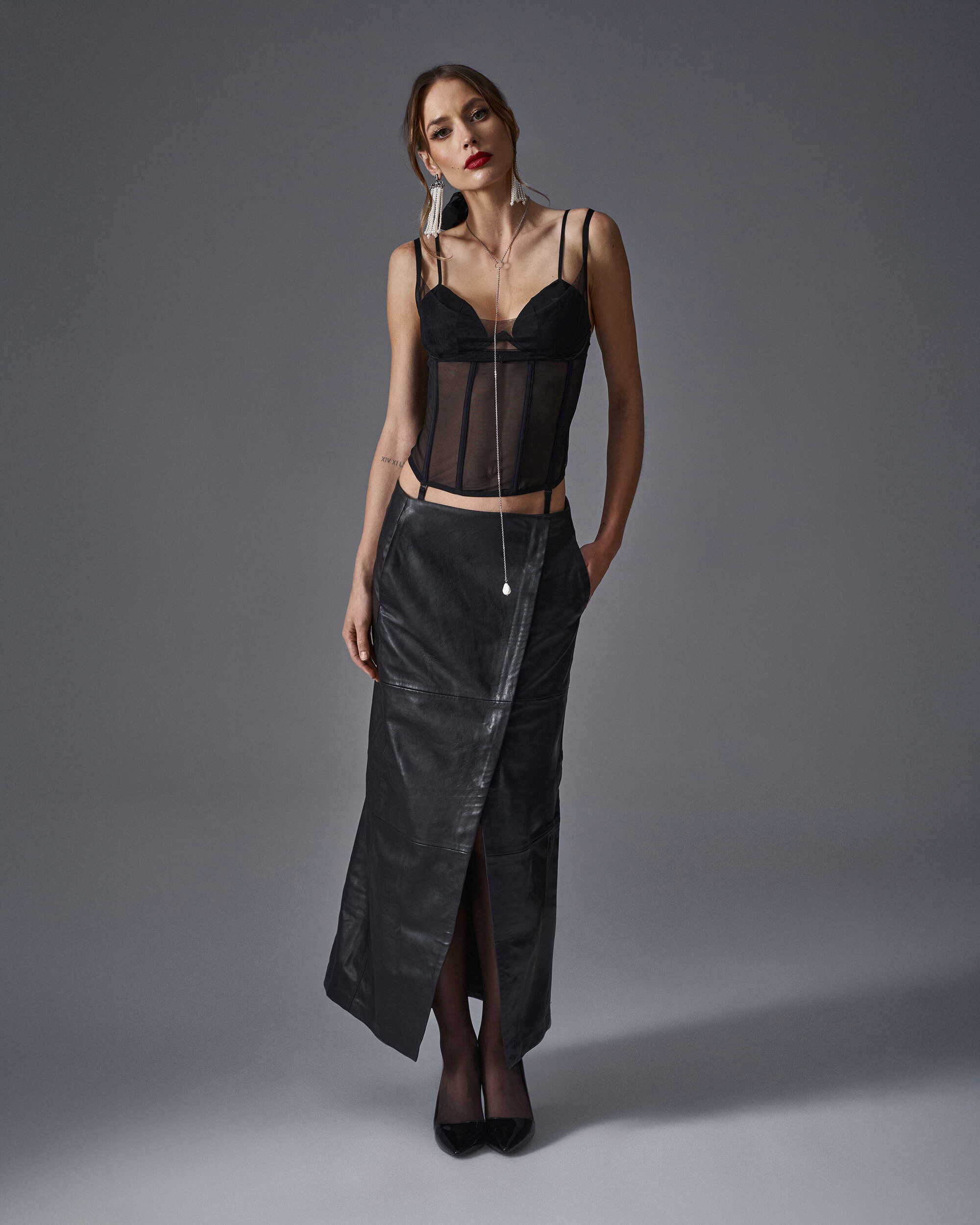 Corset en maille élastique avec baleines et bretelles - Obsessive – Image 5